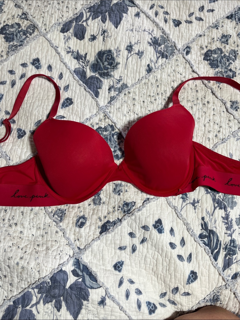 PINK Victoria's Secret Red Molded Bra